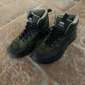 Vans Ultra Range Hiking Boots